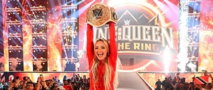 麗芙奪得女子世界冠軍  拜耳勒沃庫森獲贈WWE金腰帶